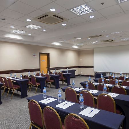 Transamerica Executive Sorocaba Luaran gambar