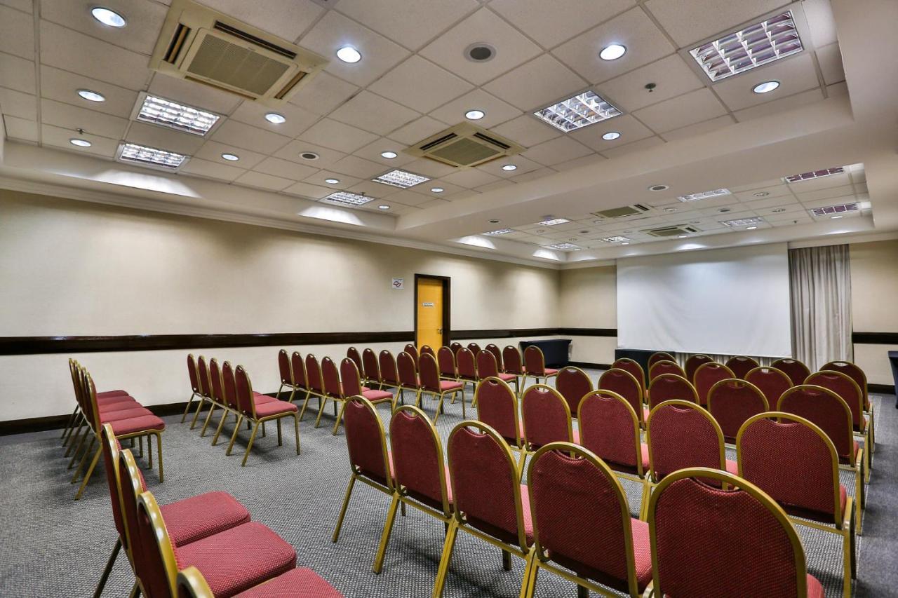 Transamerica Executive Sorocaba Luaran gambar
